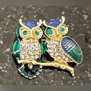 New Kenneth Lane Owl 🦉 couple brooch pin